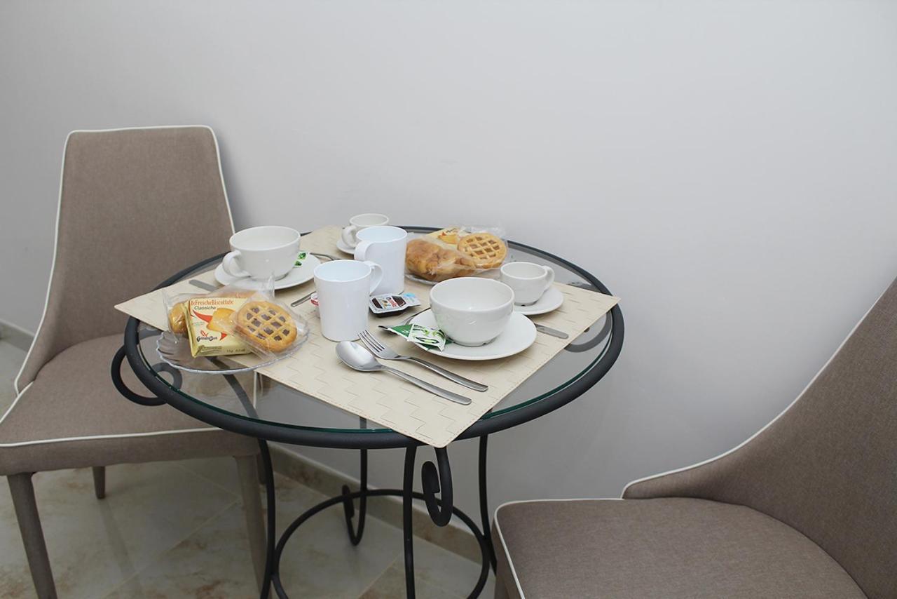 Antonietta De Pace Rooms By Napoli Milionaria B&B エクステリア 写真
