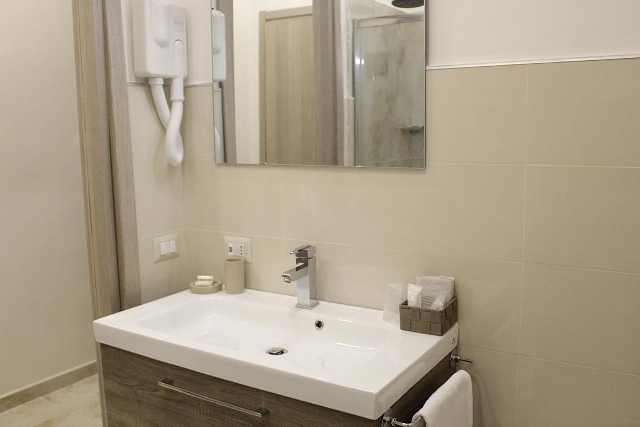 Antonietta De Pace Rooms By Napoli Milionaria B&B エクステリア 写真