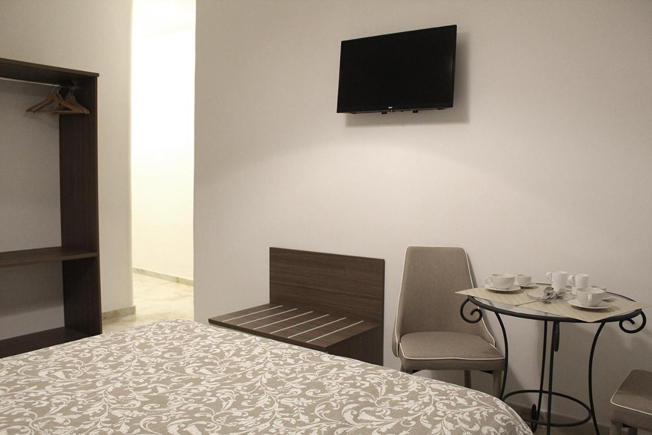Antonietta De Pace Rooms By Napoli Milionaria B&B エクステリア 写真