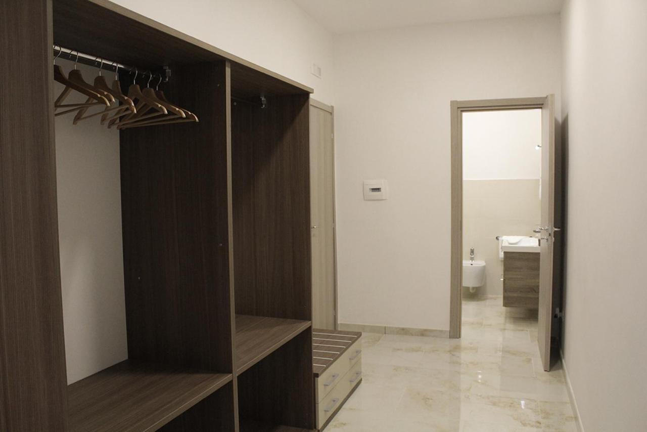 Antonietta De Pace Rooms By Napoli Milionaria B&B エクステリア 写真